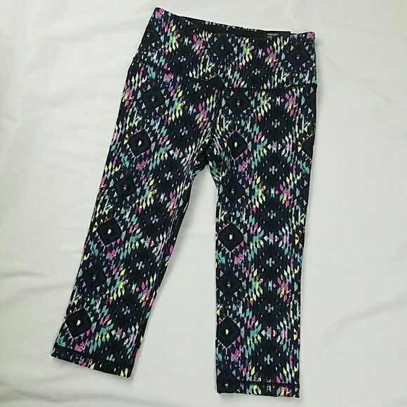 Victoria's Secret VSX knockout crop NWT - Picture 2 of 8